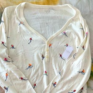 Love by Gap skier thermal long sleeve shirt. NWT
